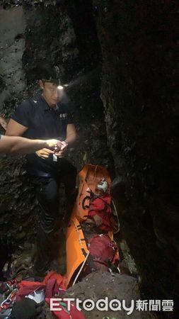▲▼山友獨攀東照山迷路　墜谷「重擊脊椎」受困打電話求救。（圖／記者高堂堯翻攝）