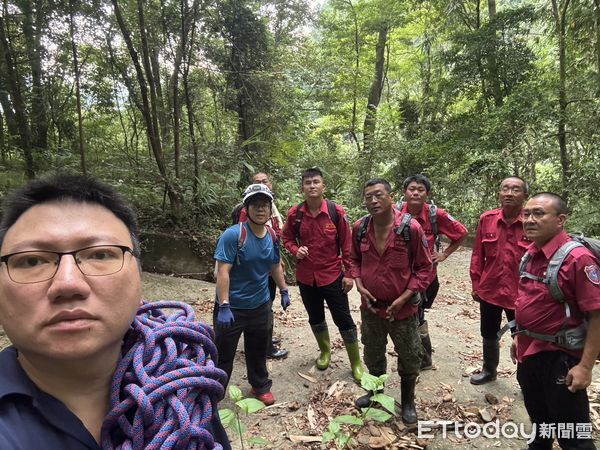▲▼山友獨攀東照山迷路　墜谷「重擊脊椎」受困打電話求救。（圖／記者高堂堯翻攝）