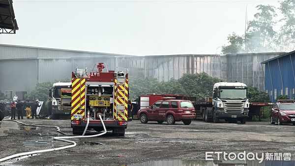 ▲▼大寮工廠火警             。（圖／記者吳世龍攝）