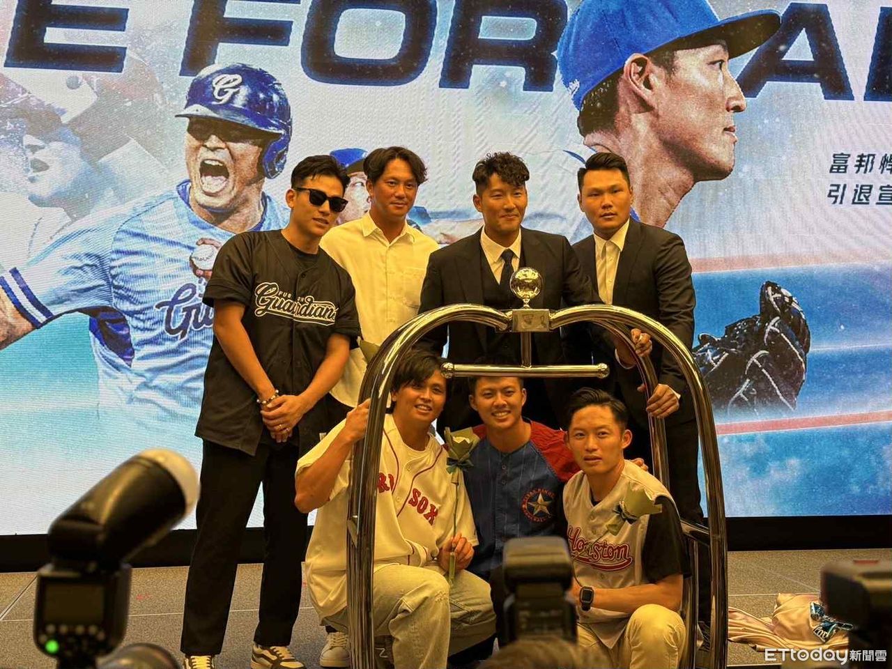 [閒聊] 釣蝦喜歡睡客廳