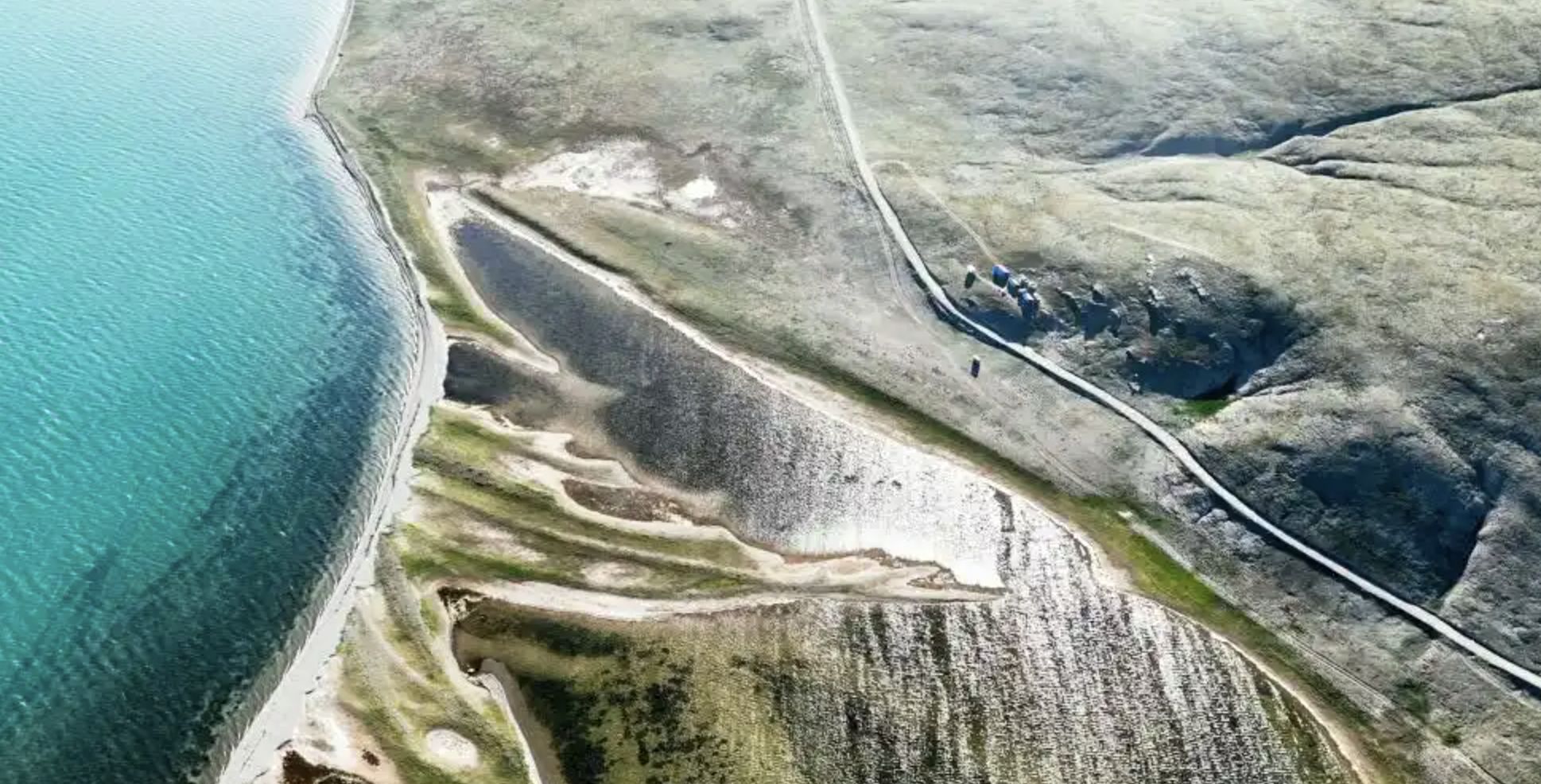 ▲尕日塘秦刻石所在地。（圖／翻攝新華網）