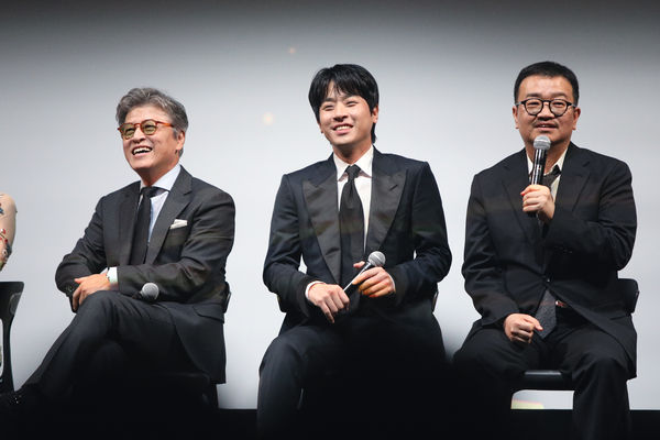 ▲▼《醜得要命》 導演延尚昊。（圖／2025 Plus M Entertainment and WOWPOINT. All Rights Reserved.提供）