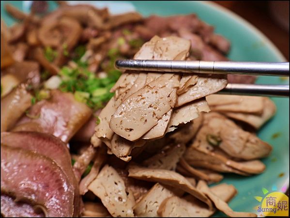 ▲▼台中CP值超高日本A5和牛牛肉麵、烤肉飯附肉片牛肉湯。（圖／部落客商妮提供）