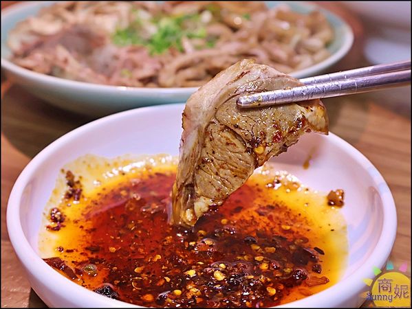 ▲▼台中CP值超高日本A5和牛牛肉麵、烤肉飯附肉片牛肉湯。（圖／部落客商妮提供）