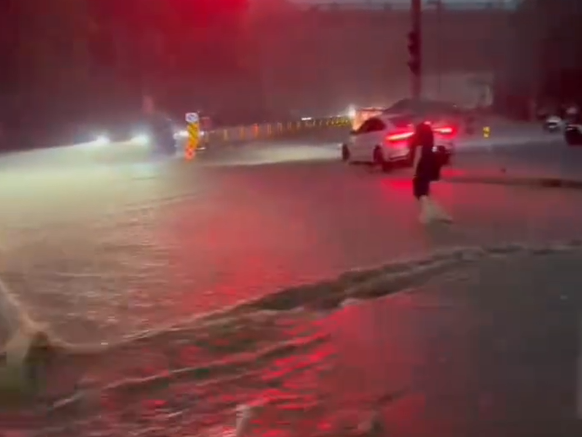 ▲▼成都大暴雷雨。（圖／翻攝自微博）