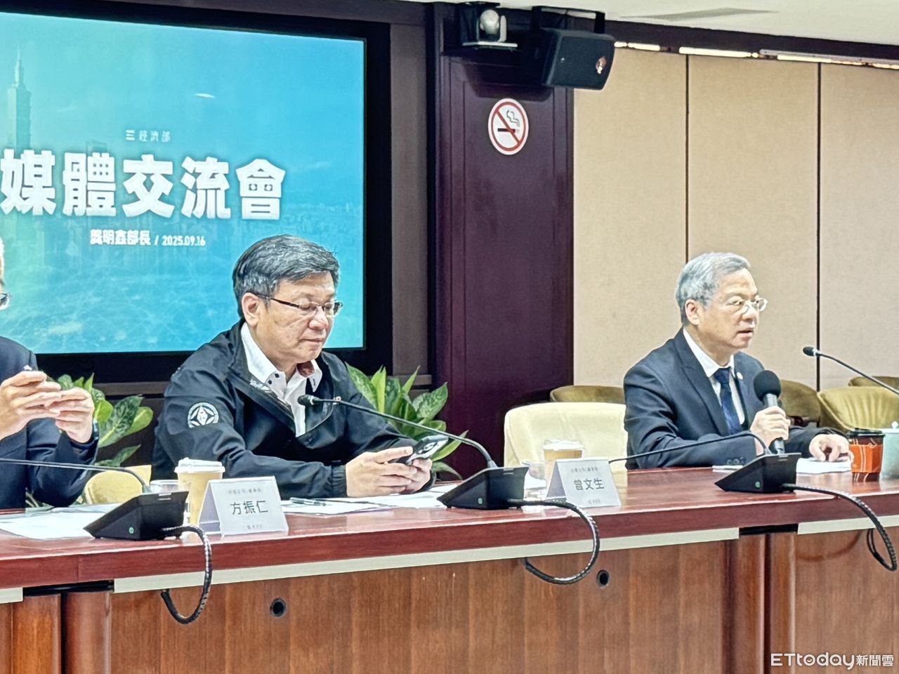 ▲▼經濟部部長龔明鑫媒體交流會，台電董事長曾文生。（圖／記者潘姿吟攝）