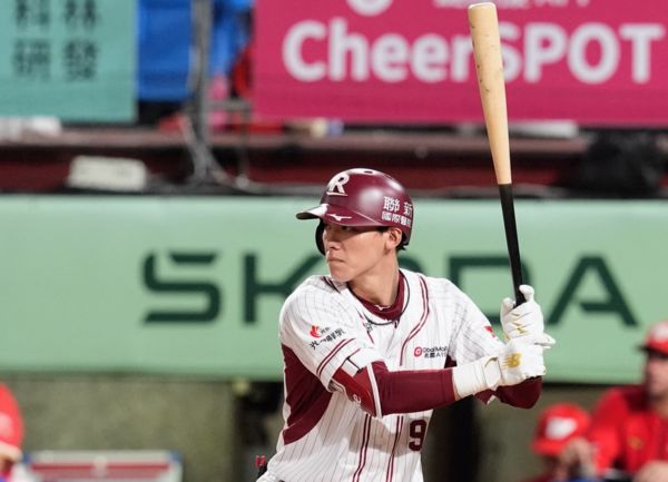 ▲魔神樂、陳晨威             。（圖／樂天桃猿提供）