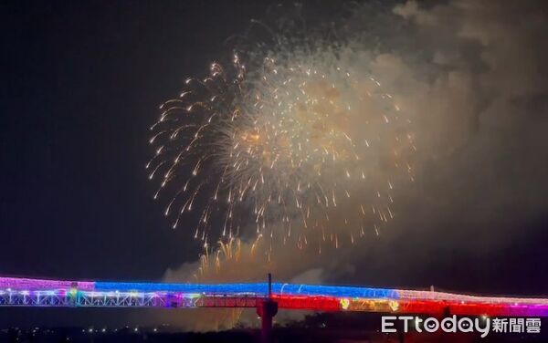 ▲▼國慶煙火在南投！「1000發試放」3分鐘畫面曝光　規模十年最大。（圖／縣府提供）