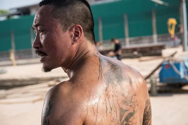 ▲鄭中基為《阿龍》長達6個月的肉體改造。（圖／華映提供）