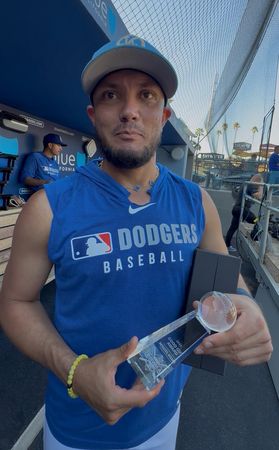 ▲▼道奇羅哈斯。（圖／翻攝自X／@claudiagestro）