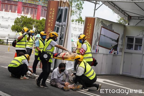 ▲台南市消防局結合烏山頭水庫辦理T-CERT分區觀摩演練，展現自主防災能量。（記者林東良翻攝，下同）