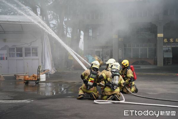 ▲台南市消防局結合烏山頭水庫辦理T-CERT分區觀摩演練，展現自主防災能量。（記者林東良翻攝，下同）