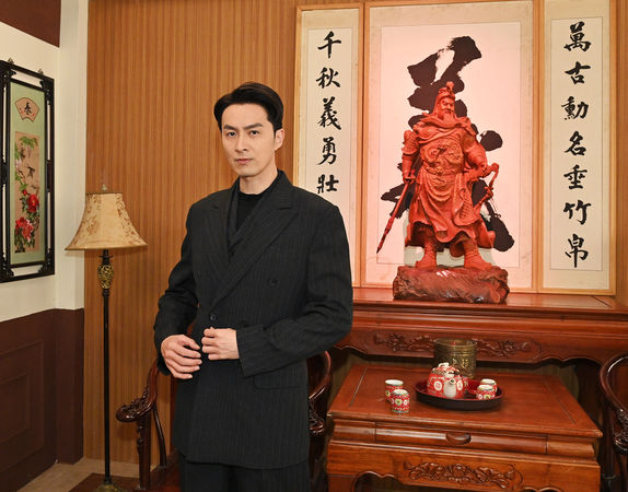 ▲張雁名在《寶島西米樂 傳承》飾演江湖大哥「唐青河」。（圖／台視提供）