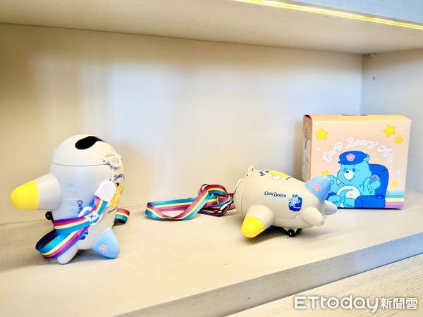 ▲▼中華航空攜手知名手搖品牌五桐號，與美國經典品牌 Care Bears&trade;愛心小熊跨界聯名，推出機上全新甜點。（圖／記者周湘芸攝）