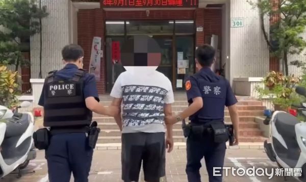 ▲何姓男子不滿前妻疏於照顧孩子，清晨到前妻店面噴黑漆。（圖／記者許宥孺翻攝）