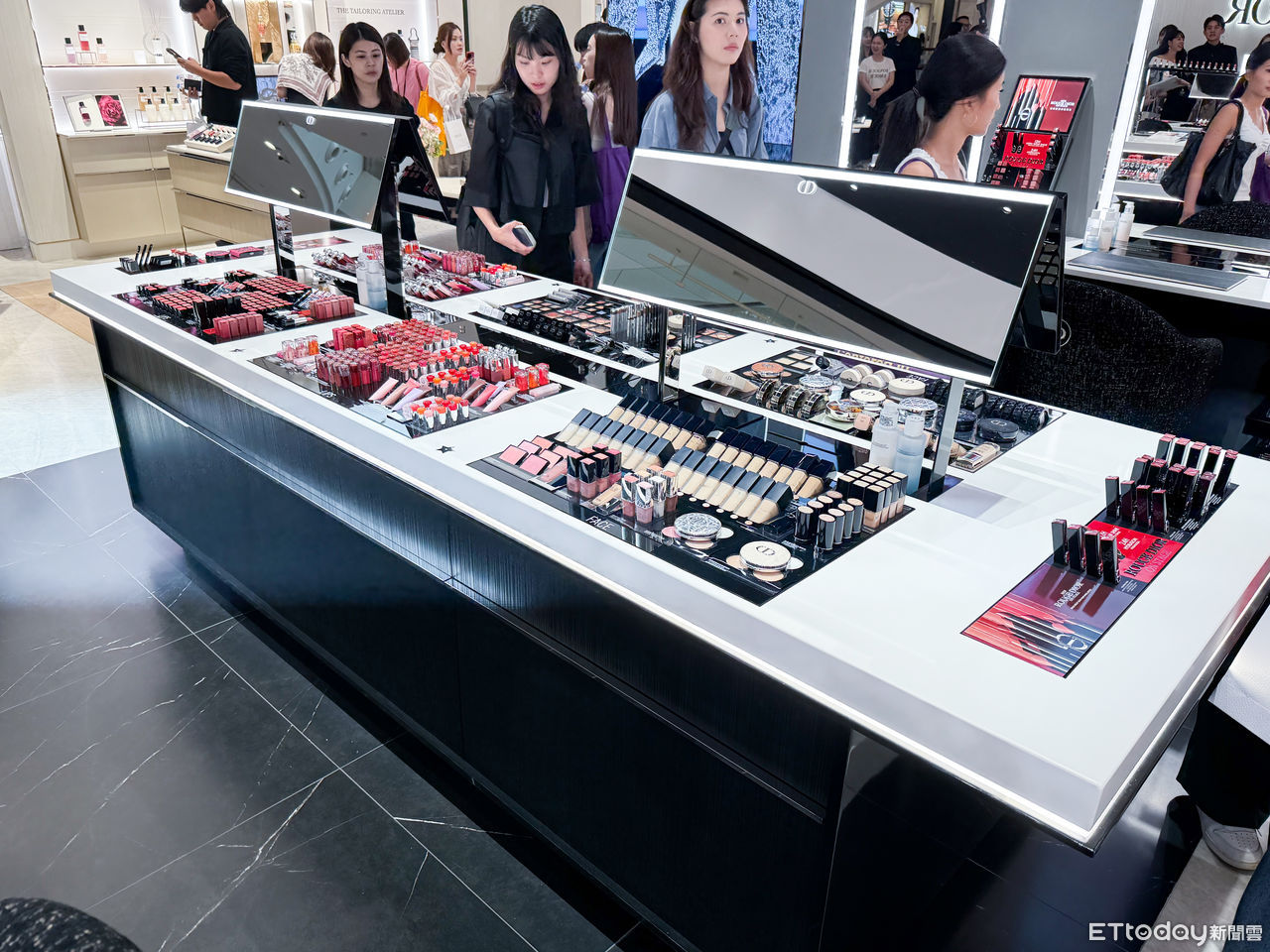迪奧,柯震東,陳庭妮,美妝,旗艦店,開幕,DIOR。（圖／記者李薇攝）