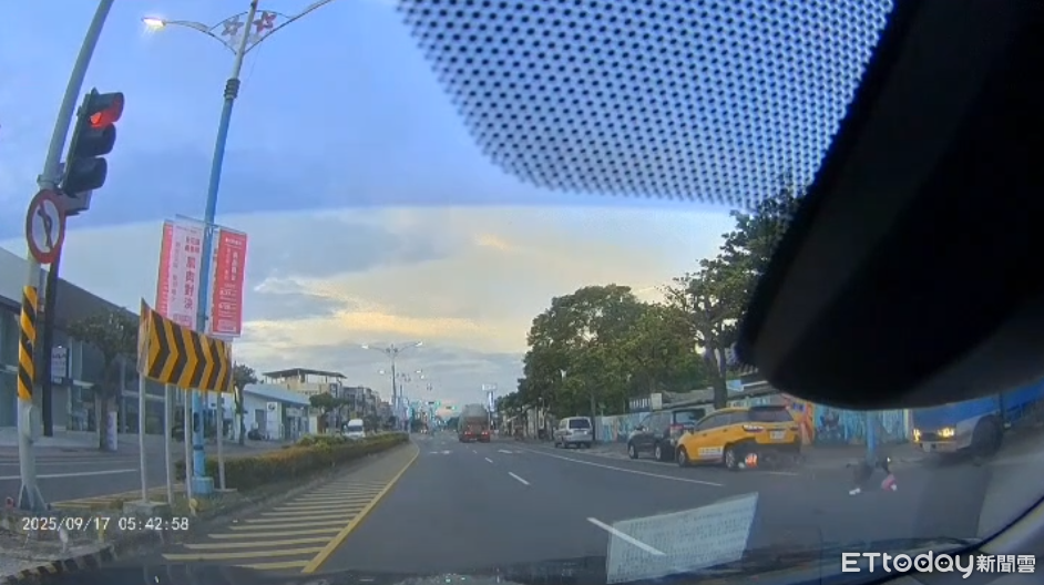 花蓮警車碰撞機車！女騎士「瞬間遭彈飛」傷重不治