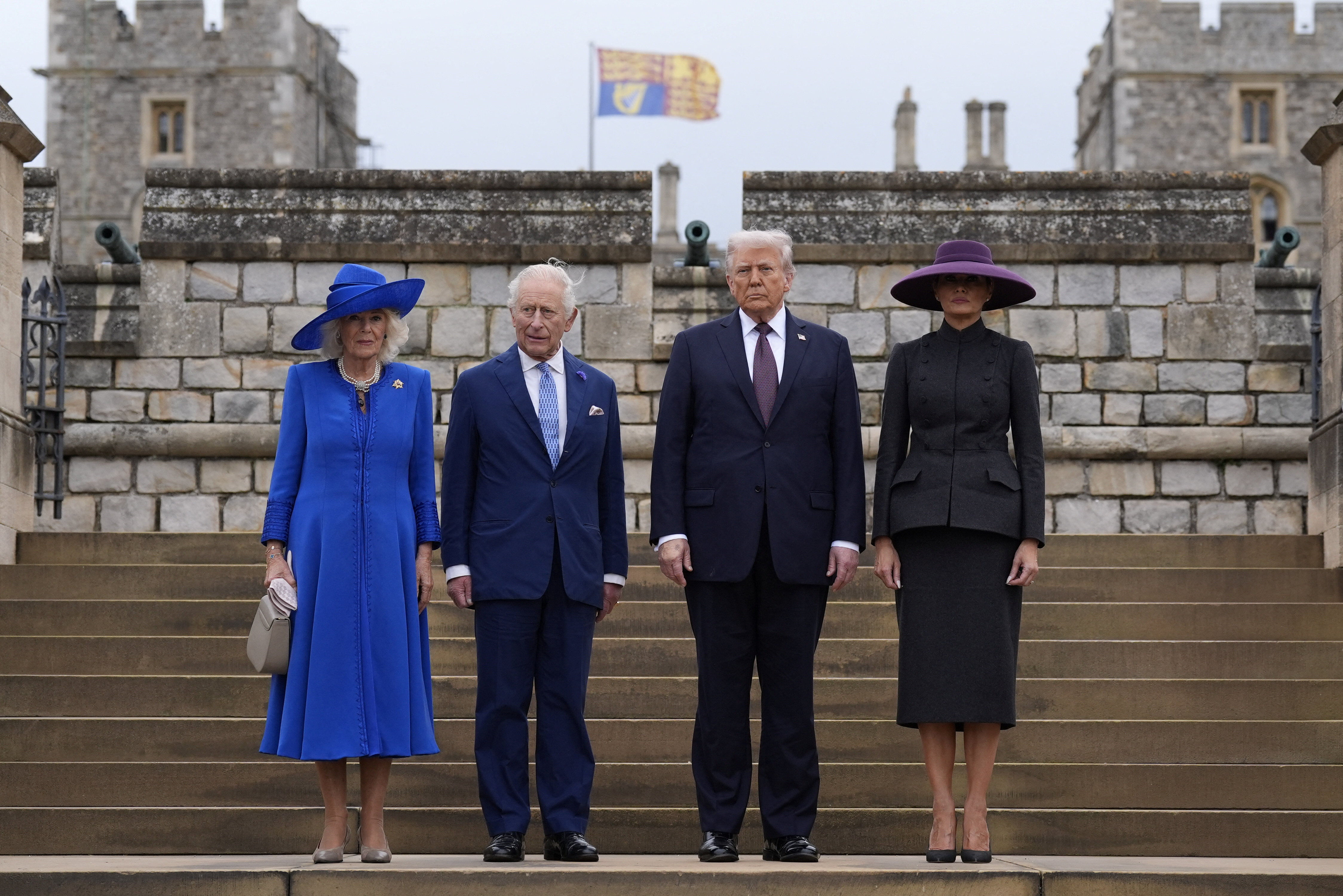 ▲▼美國總統川普,川普,英國,查爾斯三世,騎兵,龍蝦兵,皇家衛隊,國王衛隊。（圖／路透）