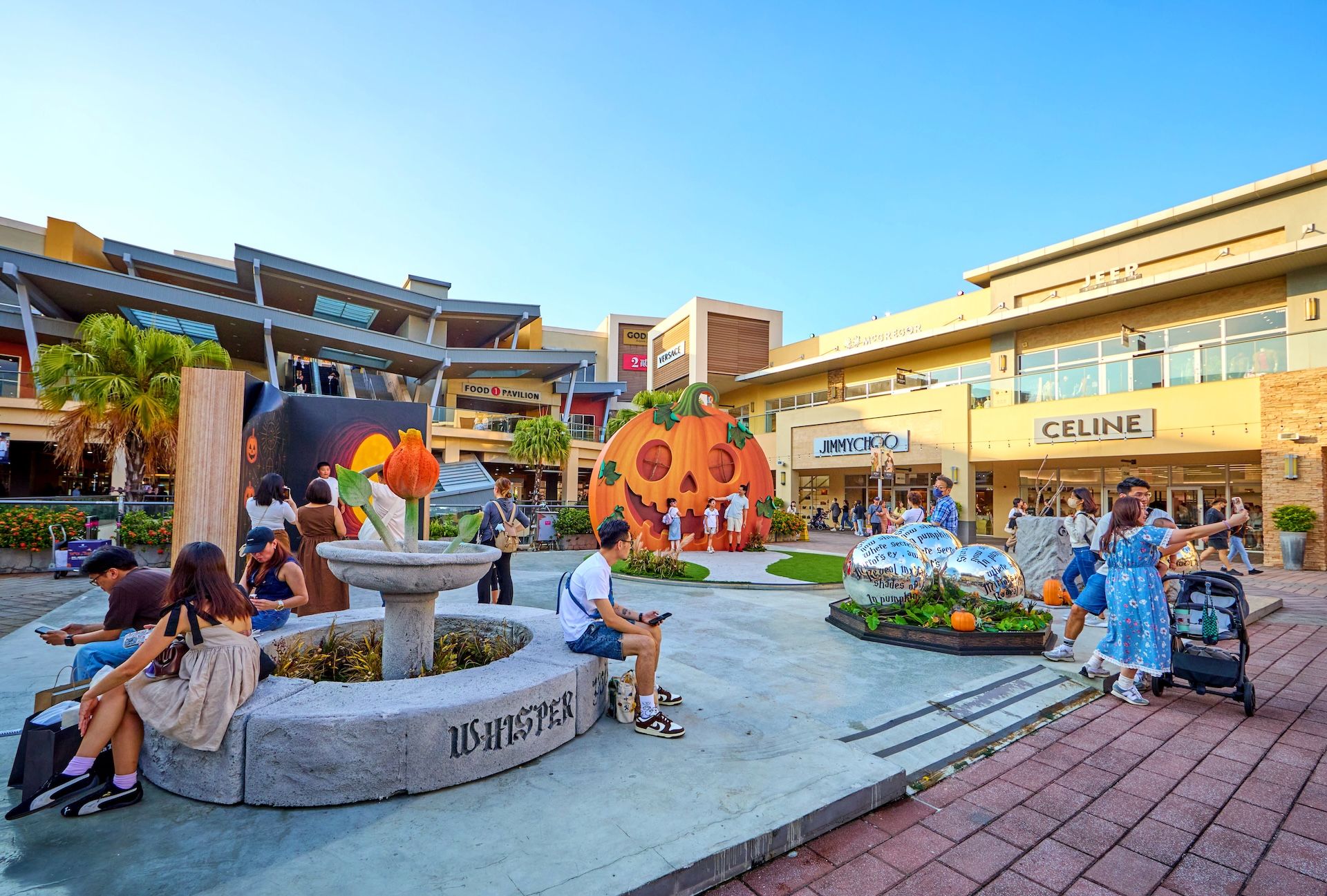 ▲華泰名品城萬聖節魔法村。（圖／業者提供）