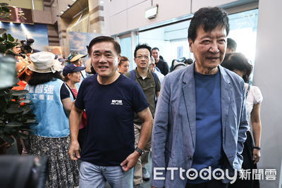 「盧秀燕跟我說加油」 郝龍斌領表參選黨主席:不參加周六辯論