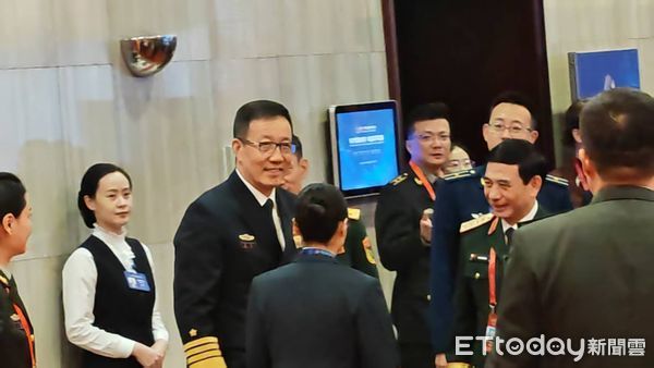 ▲▼ 大國防部長董軍與越南國防部長潘文江（右一）            。（圖／記者任以芳攝）