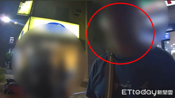 ▲▼ 超商遇正妹忍不住偷拍！高雄男當場遭逮　見警嚇哭：我承認錯了  。（圖／記者賴文萱翻攝）