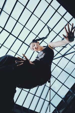 ▲▼ CONSTANCE康堤推出廣東歌曲。（圖／香港華納音樂提供）