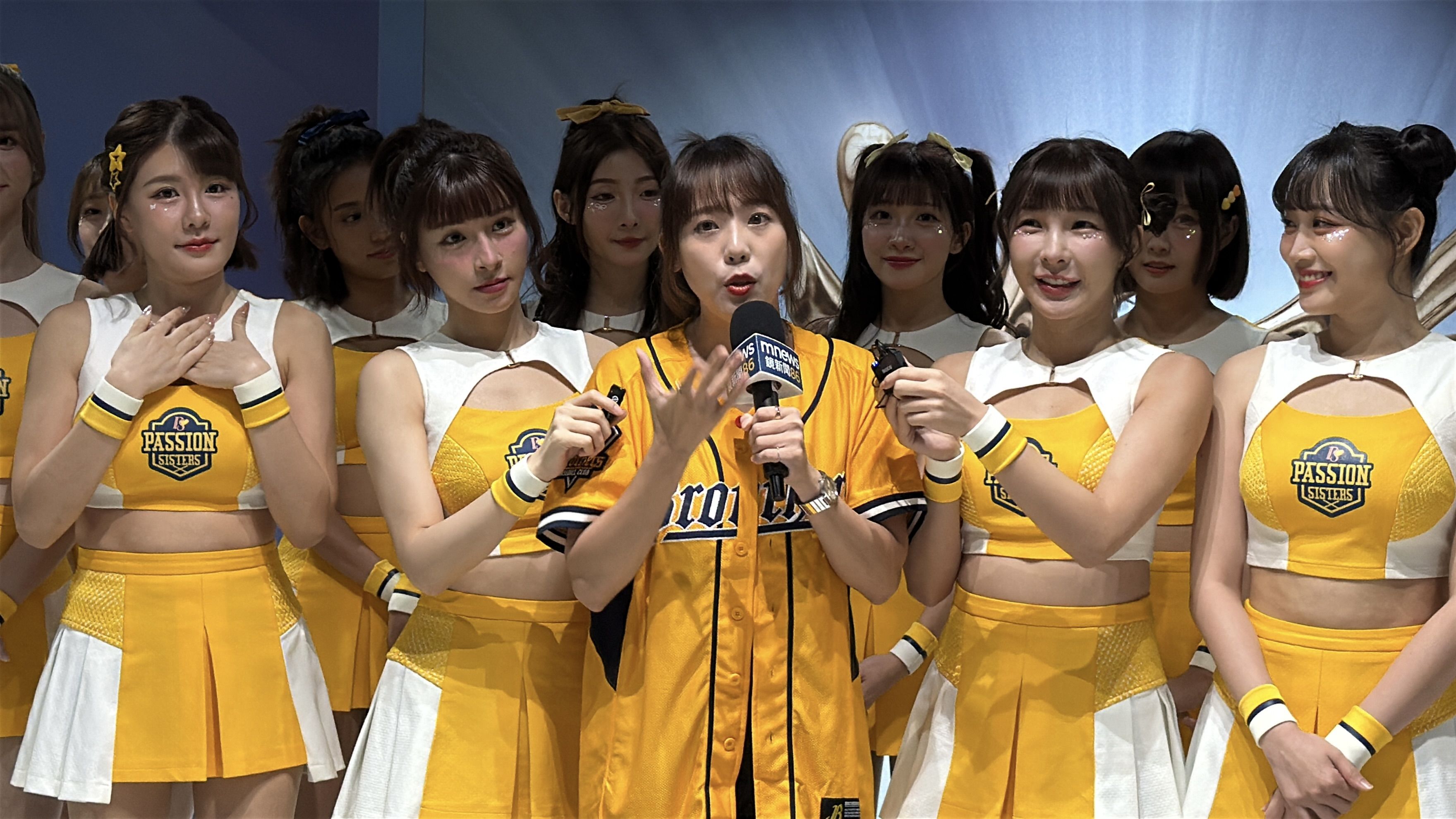 ▲ Passion Sisters推全新單曲《WE GOT YOU》　融入中日韓歌詞大巨蛋首唱             。（圖／記者王真魚攝）