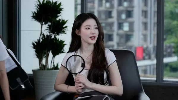 ▲▼ i-dle成員舒華、葉舒華。（圖／電通娛樂提供）