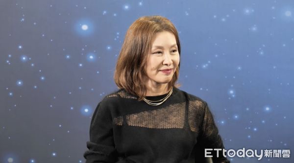 ▲▼獨家／娶全智賢就是福！「婆婆」大讚：她超會賺錢　女神反應好害羞。（圖／Disney+提供）