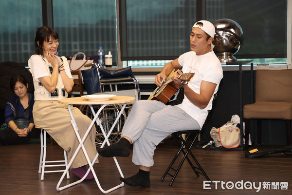 ▲▼ 瓊瑤原著小說改編舞台劇《你的故事我的夢》彩排記者會,莊凱勛,林雨宣       。（圖／記者徐文彬攝）