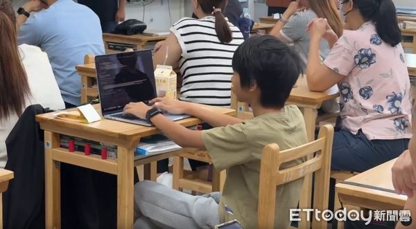 ▲▼             。（圖／「海家帶你游程式」授權引用）