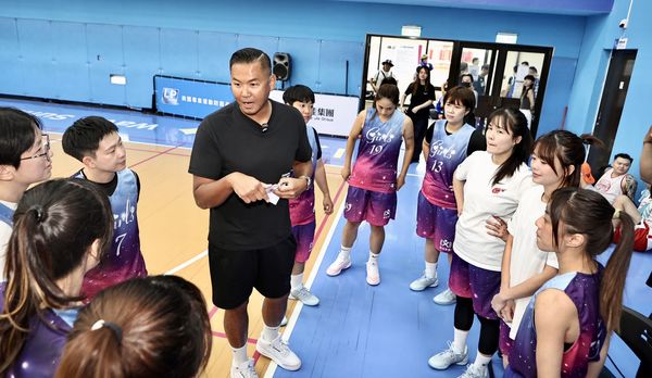 ▲陳建州現身新聞盃，透露「季中錦標賽」本季確定不會舉辦。（圖／台北市籃球記者聯誼會提供）