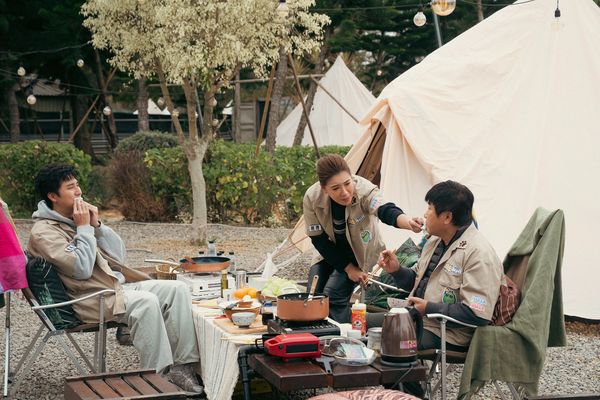 ▲▼《胡來旅行社》最終回，胡氏一家三口首度旅行。（圖／客家電視台提供）