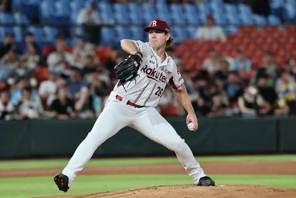 ▲凱樂、李勛傑。（圖／樂天桃猿提供）