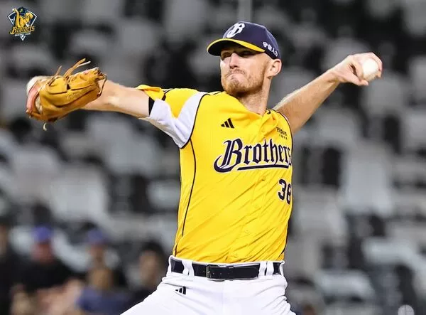 ▲▼  詹子賢、陳俊秀、李博登           。（圖／中信兄弟提供）