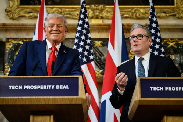 ▲▼美國總統川普（Donald Trump）與英國首相施凱爾（Keir Starmer）共同召開記者會上。（圖／路透社）