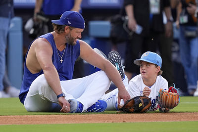 克蕭激動落淚！愛妻育兒離不開棒球「以歡呼聲當搖籃曲」