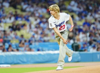 BE:FIRST JUNON登上道奇體育場開球　無落地好球贏得如雷掌聲