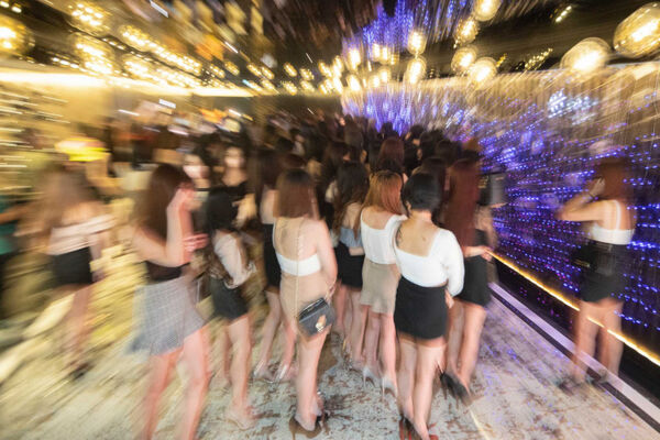 據了解，A女過去曾為護理師，卻因故離職轉戰八大行業。（圖／示意圖／報系資料照）