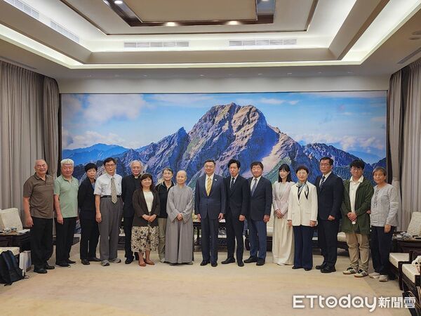 ▼▲行政院長卓榮泰接見釋昭慧法師一行人。（圖／記者陳家祥攝）