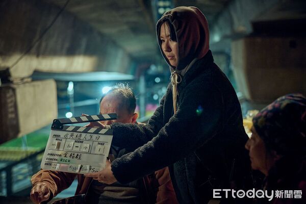 ▲崑大視訊系王傳宗導演新作《夾縫人生》將於9月21日首播，聚焦無家者議題。（記者林東良翻攝，下同）