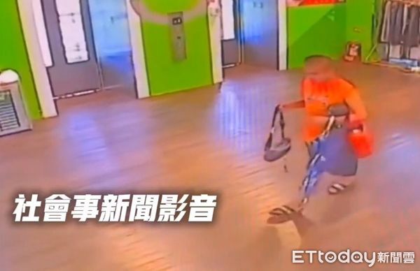 ▲▼張男在台鐵新左營站路易莎咖啡店偷竊員工背包，過程全被監視器錄下，警方花2小時逮到人。（圖／翻攝社會事新聞影音）