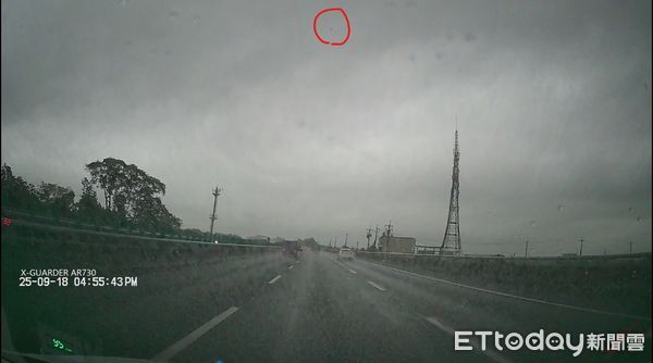 ▲▼鐵鉗,砸車。（圖／當事人提供）