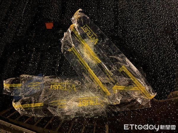 ▲▼鐵鉗,砸車。（圖／當事人提供）