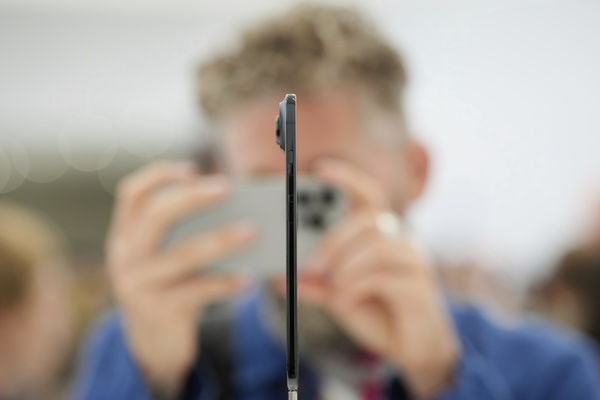 ▲▼iPhone Air。（圖／達志影像／美聯社）