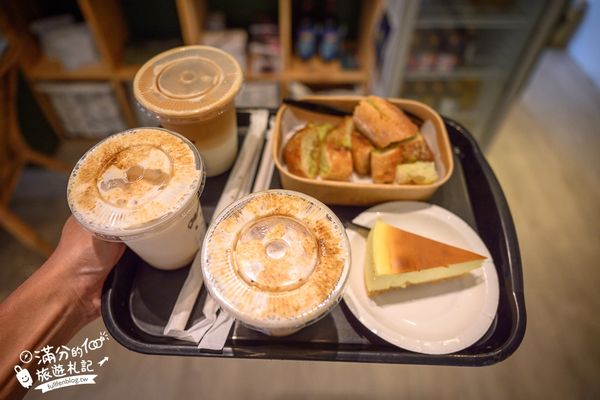 ▲▼澎湖「及林春咖啡館」同時擁有森林美景與黃金海灘的景觀咖啡廳。（圖／部落客滿分提供）