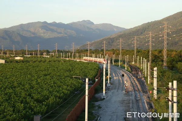 ▲▼花東鐵路雙軌電氣化台東到知本段預計116年通車。（圖／鐵道局提供）