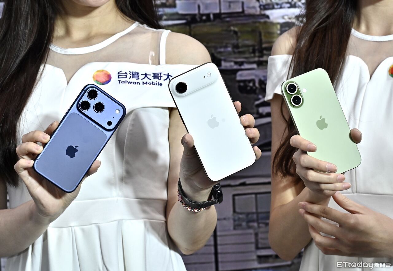 ▲▼ iPhone 17於今(19)日起全面開賣。（圖／記者李毓康攝）