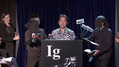 搞笑諾貝爾獎!牛塗「斑馬紋」可防蚊 蜥蜴愛吃起司披薩奪獎